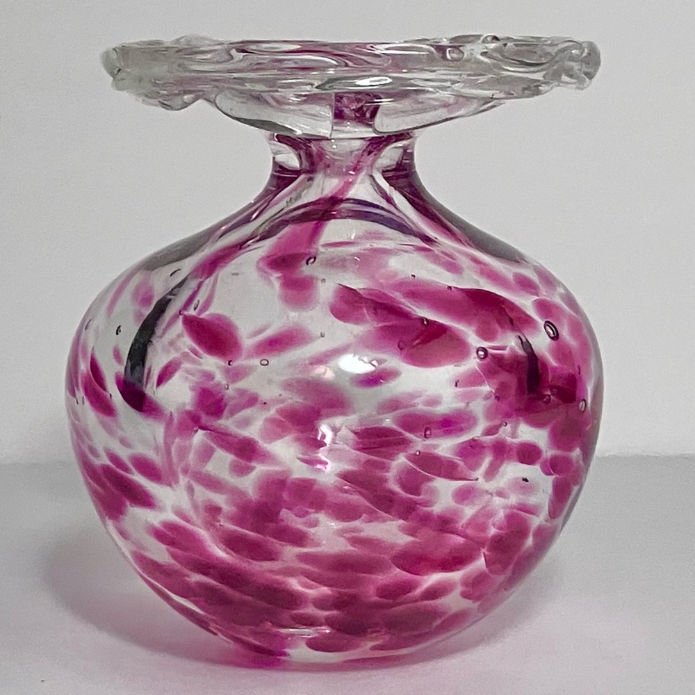 Vintage HAND BLOWN Bud Vase / CRANBERRY OILSPOT / Rare Threaded Top / SIGNED ‘96